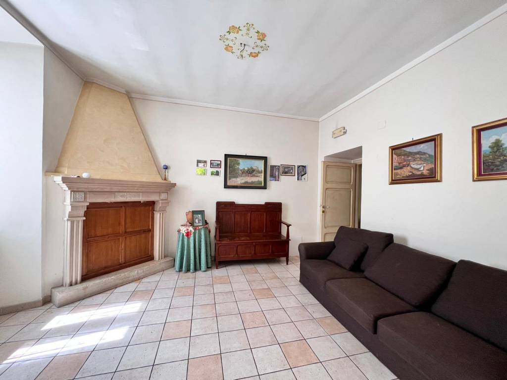 Casa indipendente a Civitella roveto - Foto 4