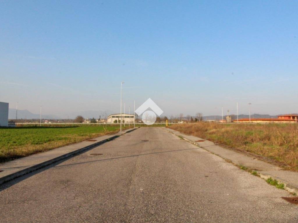Terreno a Casalserugo in Via dell'Artigianato, 146 - Foto 2