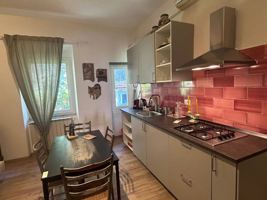 Appartamento a Ronciglione in Via Borgo di Sotto - Foto 5
