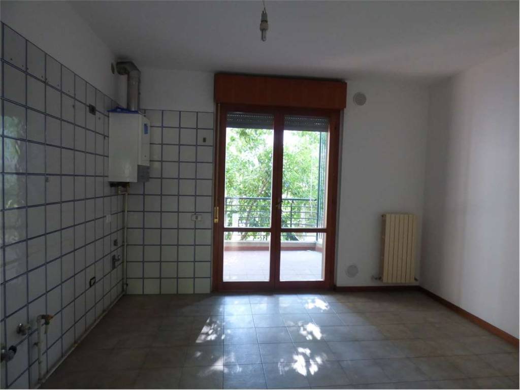 Appartamento a Ancona in Via Ezio Tarantelli - Foto 4