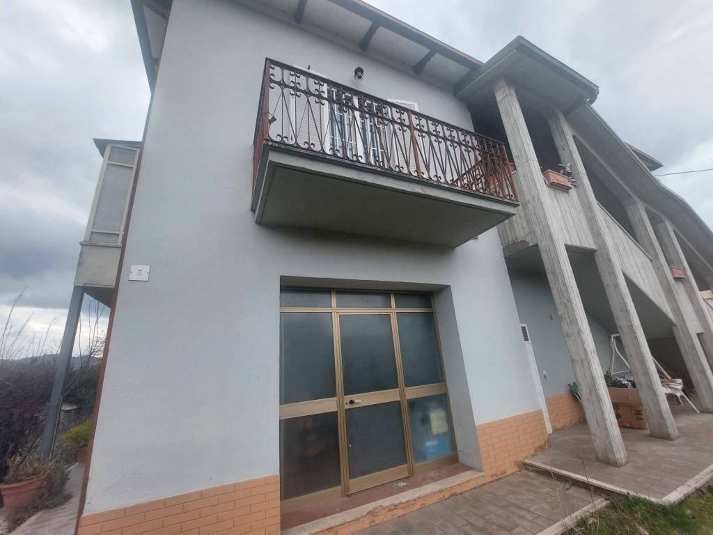 Villa a Spoleto in Via Clitunno - Foto 3