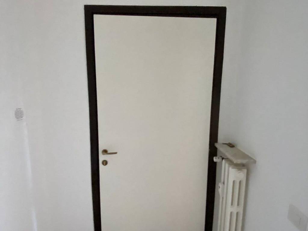 Appartamento a Cantù in Via Monte Baldo, 29 - Foto 2