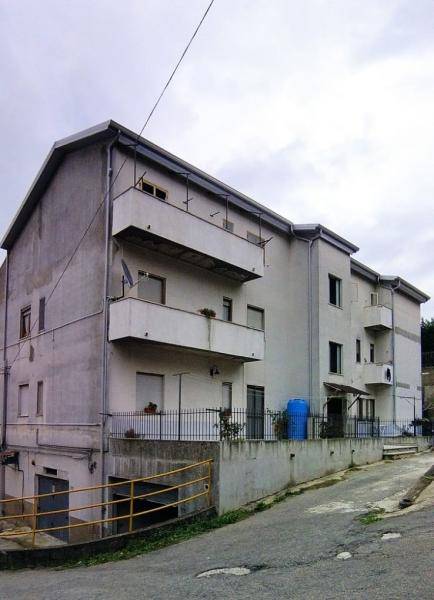 Appartamento a Cotronei in Via Laghi Silani - Foto 2