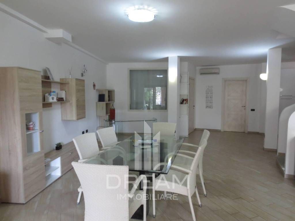 Casa indipendente a Villasimius in via Cadorna - Foto 3