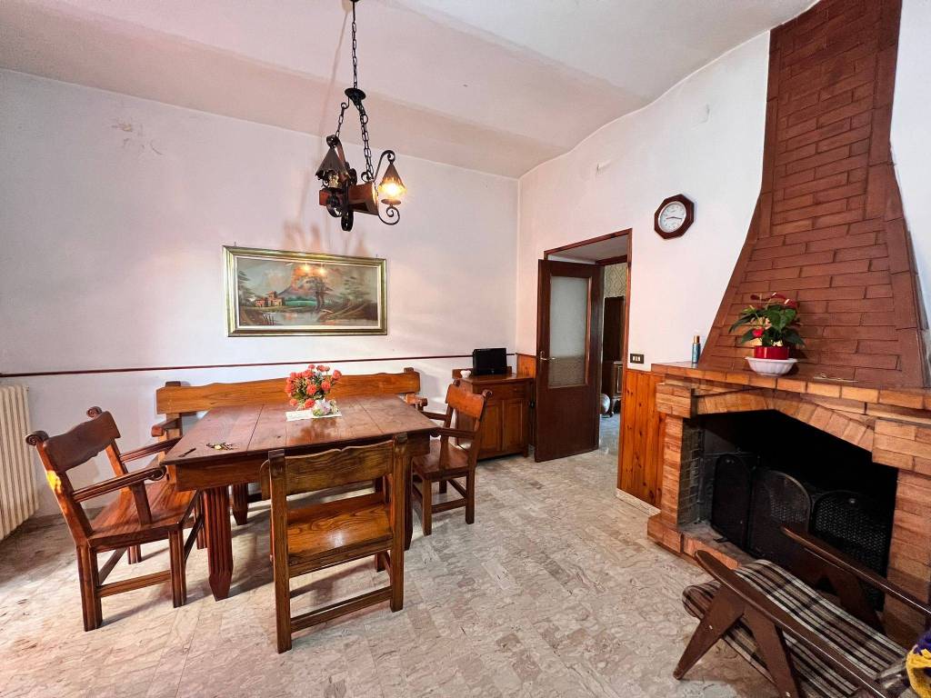 Rustico / casale a Isola del liri in Via Vado Capone Bottiglione, 8 - Foto 5