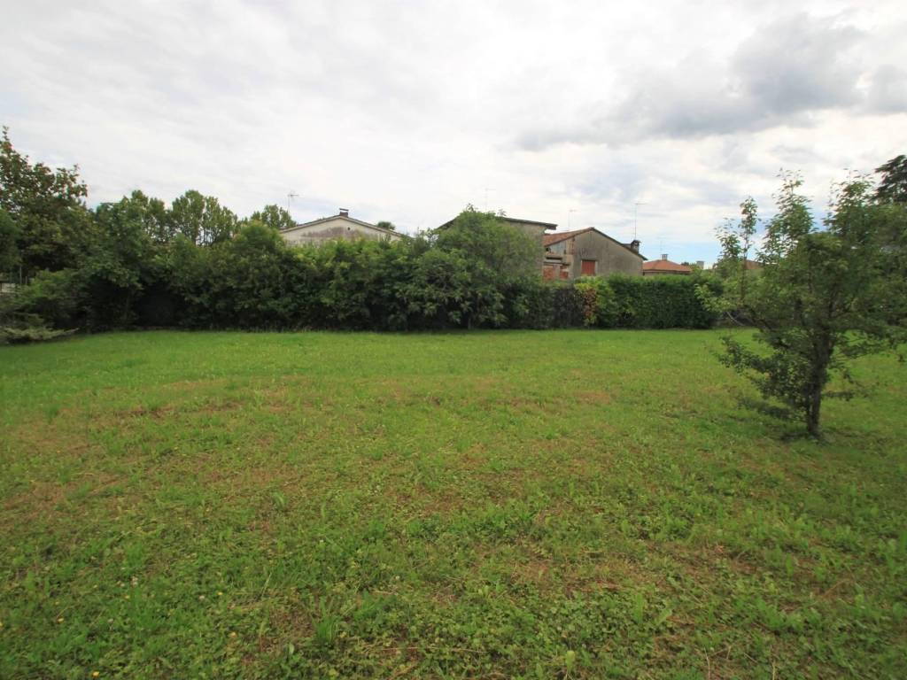 Terreno a Gradisca d'isonzo in Via Aquileia - Foto 5