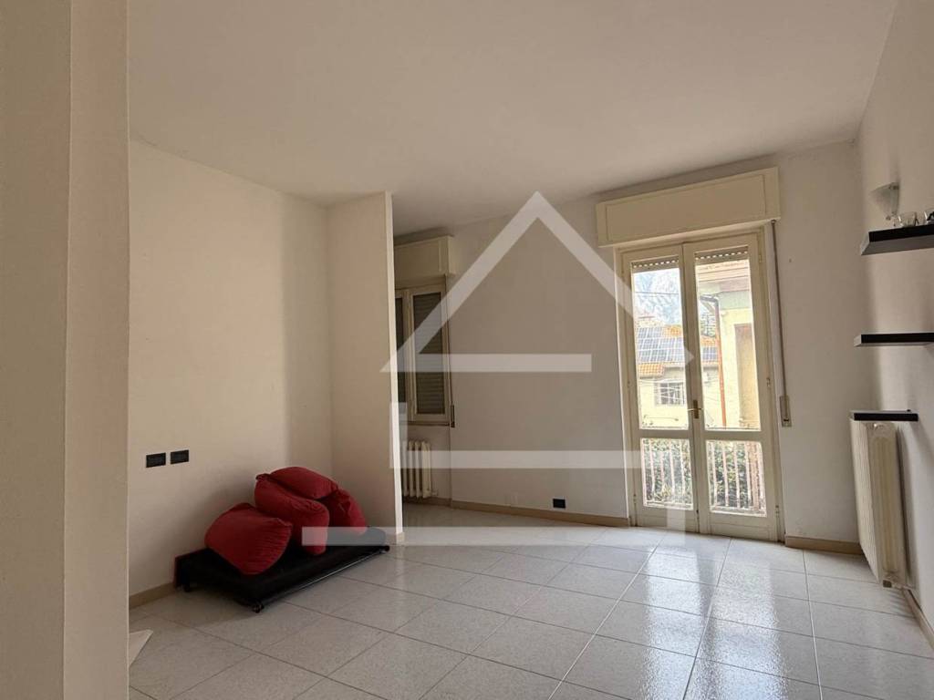 Appartamento a Valmadrera in Via Gian Lorenzo Bernini - Foto 4