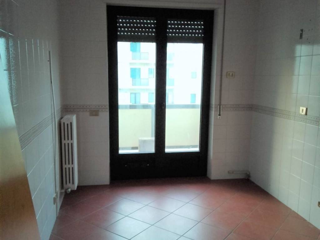 Appartamento a Trani in Via Beato Annibale Maria di Francia, 39 - Foto 3