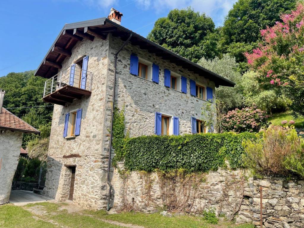 Casa indipendente a Sorico in Via per Albonico - Foto 2