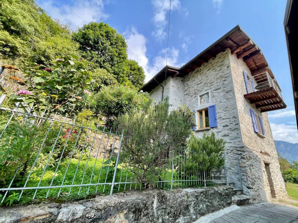 Casa indipendente a Sorico in Via per Albonico - Foto 4