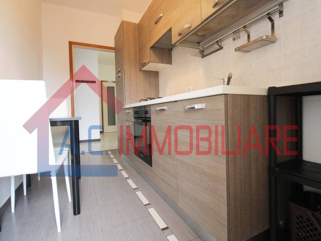 Appartamento a Vergiate in Via Peschiera, 21 - Foto 5