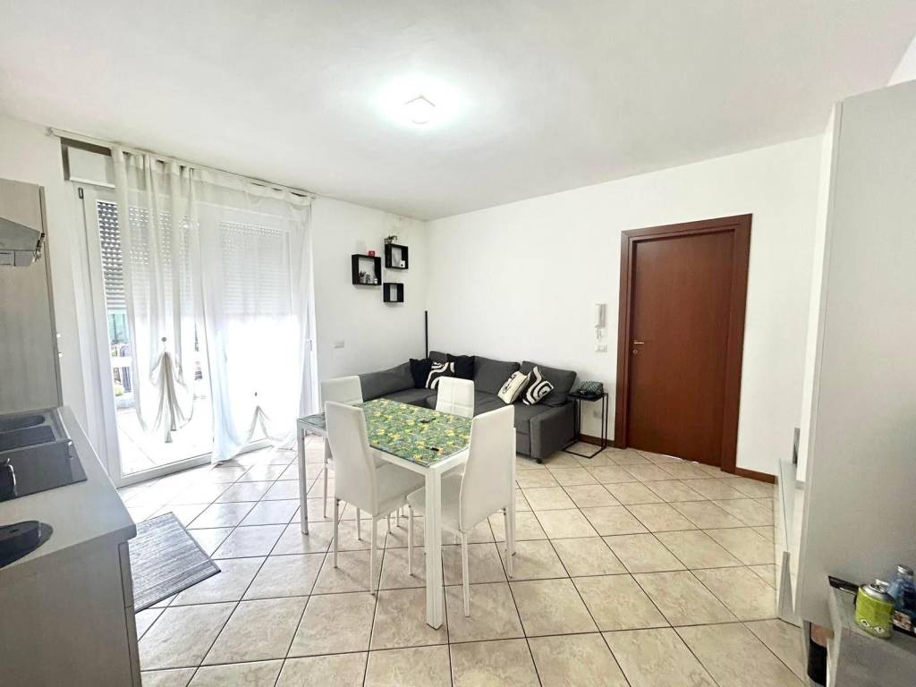 Appartamento a Mozzate in Via Don Osvaldo Bellomi - Foto 4