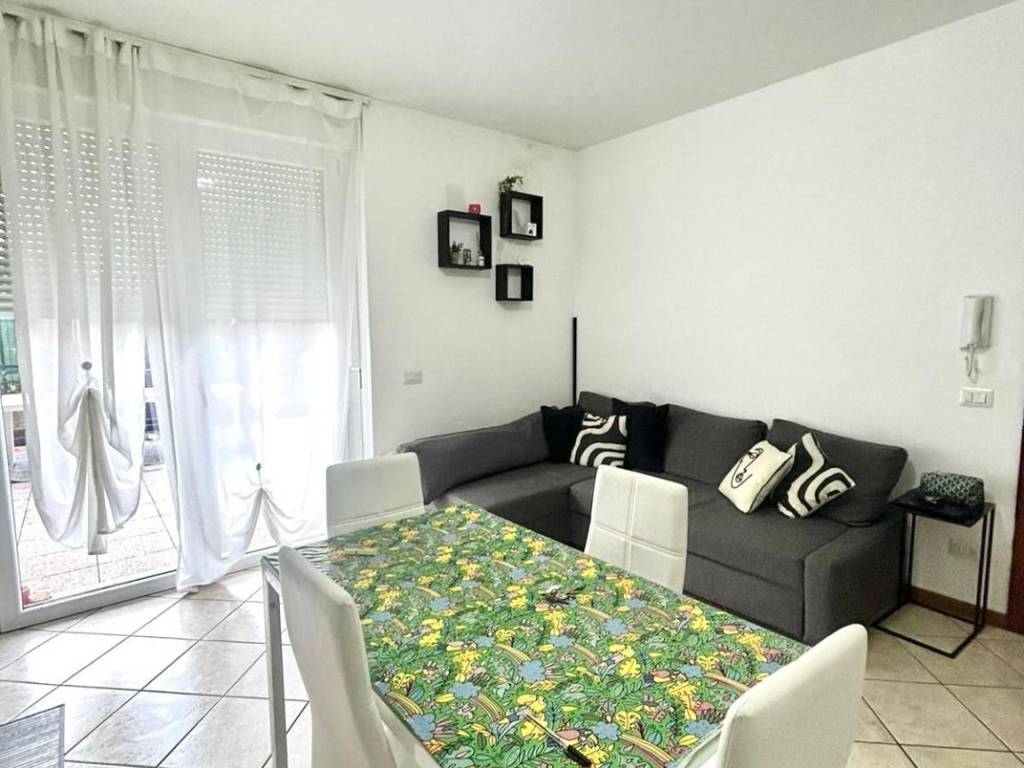 Appartamento a Mozzate in Via Don Osvaldo Bellomi - Foto 5