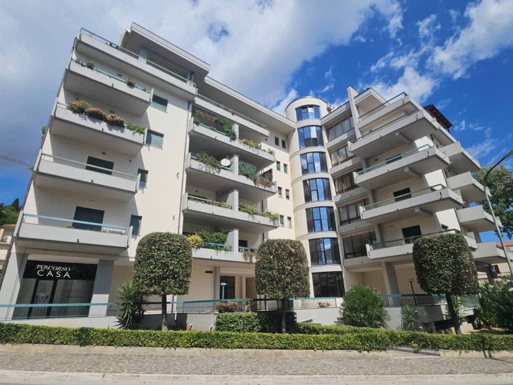 Immobile a Teramo in Viale Crucioli - Foto 2