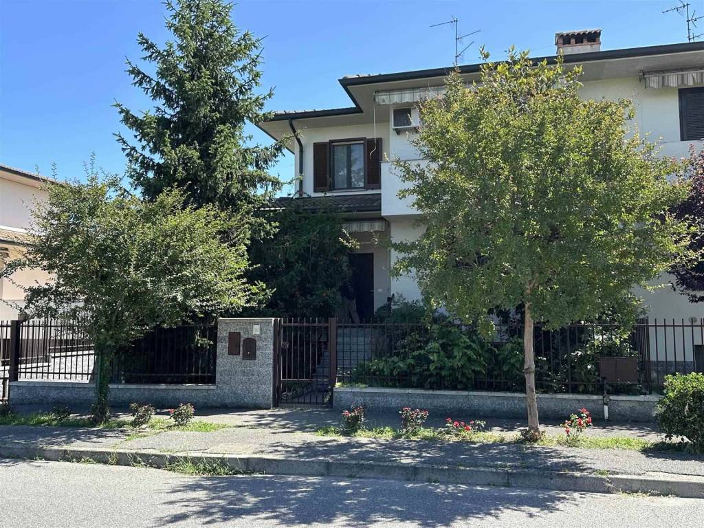Villa a Sant'angelo lodigiano in Via dei Fiori - Foto 4