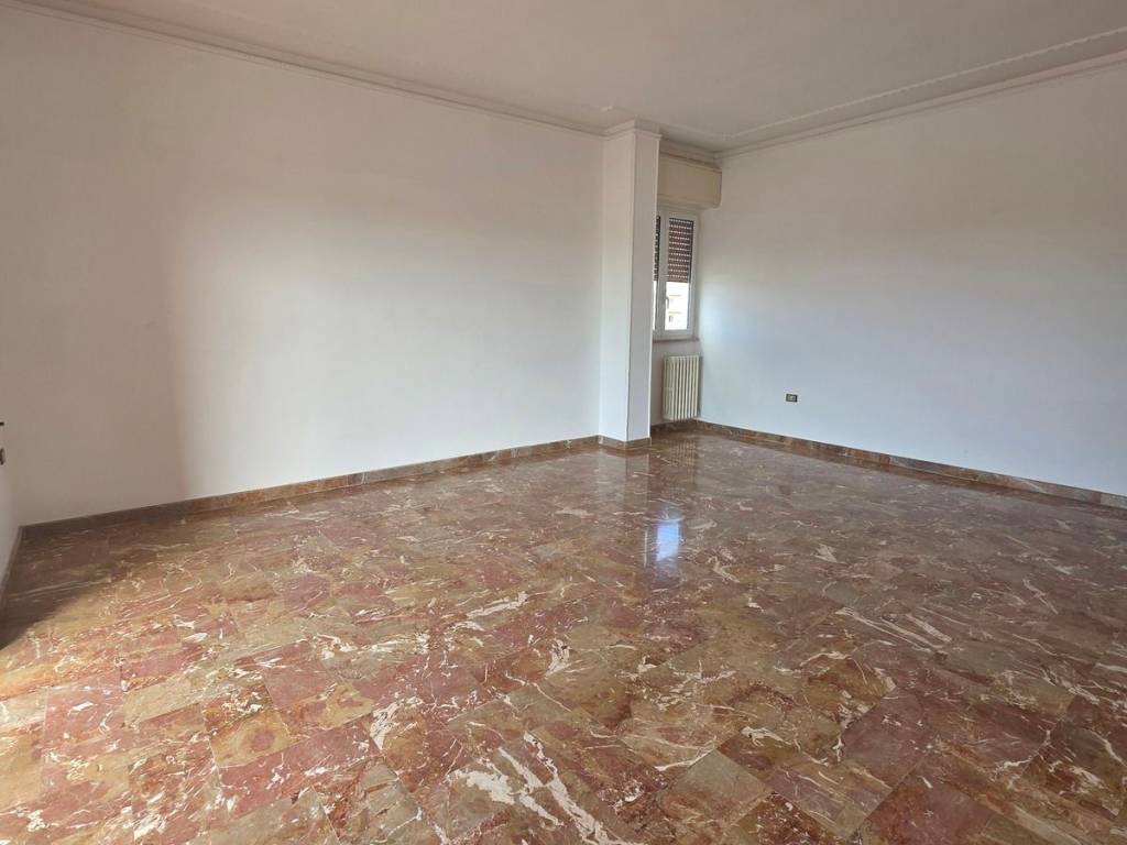 Appartamento a Turi in Via Santa Maria Assunta, 16 - Foto 5