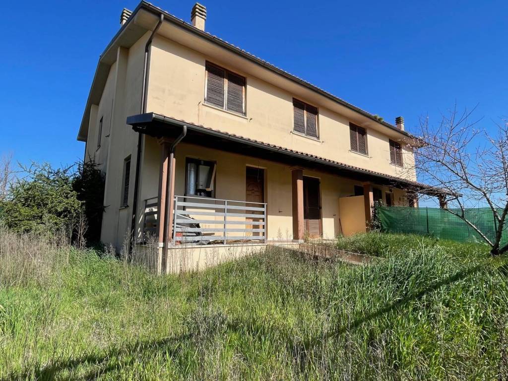 Villetta a schiera a Laterina pergine valdarno in Largo 20 Settembre - Foto 2