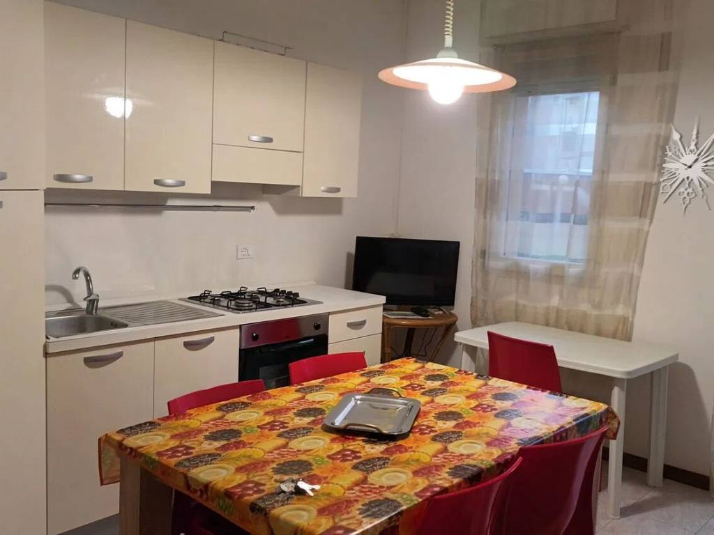 Appartamento a Comacchio in Viale Dei Lecci, 82 --/1 - Foto 2