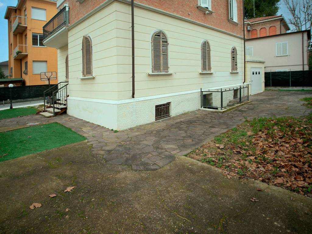 Villa a Rimini in Via Sidney Costantino Sonnino, 16 - Foto 4