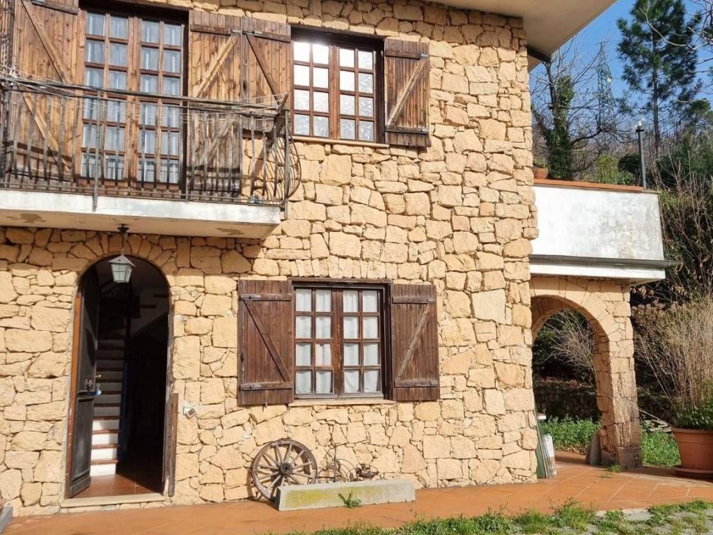 Villa a Vezzi portio in Via San Giorgio, 10 - Foto 3