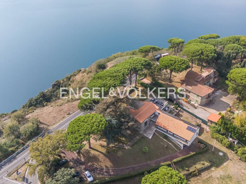 Villa a Grottaferrata in Via dei Laghi - Foto 4