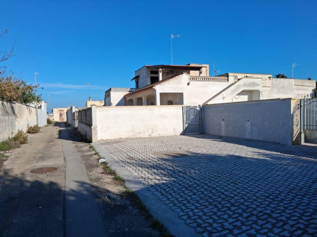 Villa a Lecce in Via Mazzara del Vallo - Foto 4