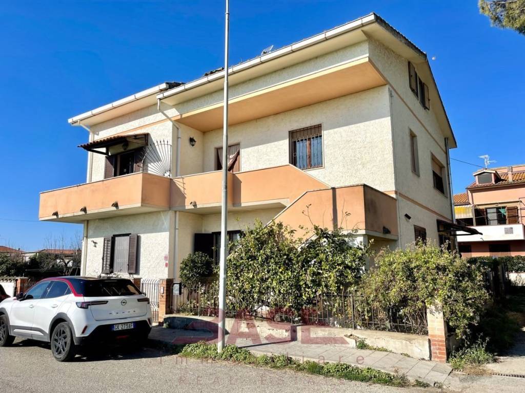 Villa a Rosignano marittimo in Via per Rosignano - Foto 2