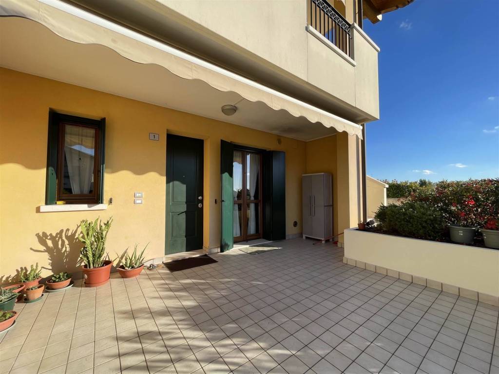 Appartamento a Portogruaro in Via Croce Rossa, 19 - Foto 3