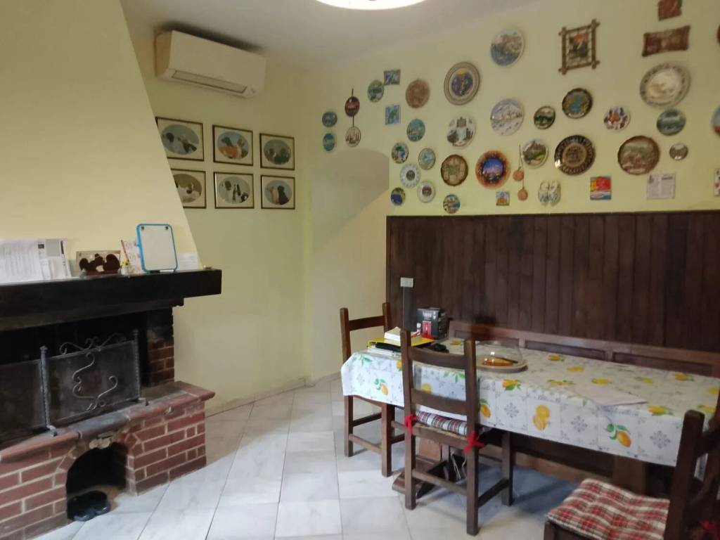 Appartamento a Campi bisenzio in Via Pistoiese - Foto 4