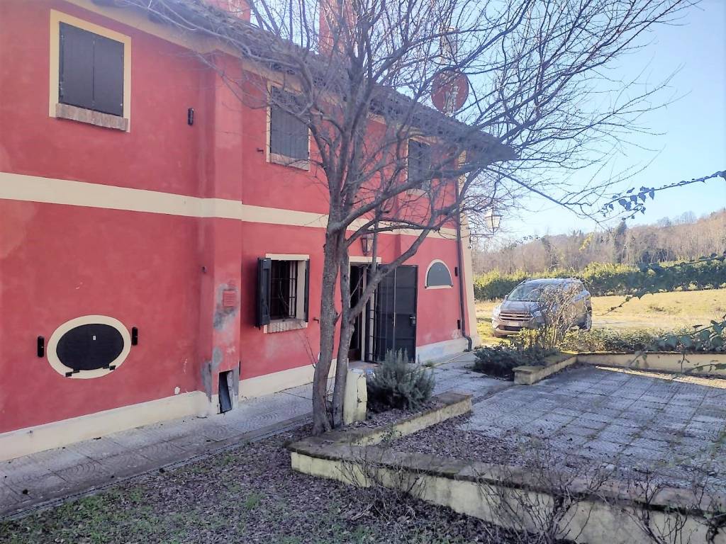 Rustico / casale a Sasso marconi in Via Montechiaro, 23 - Foto 2