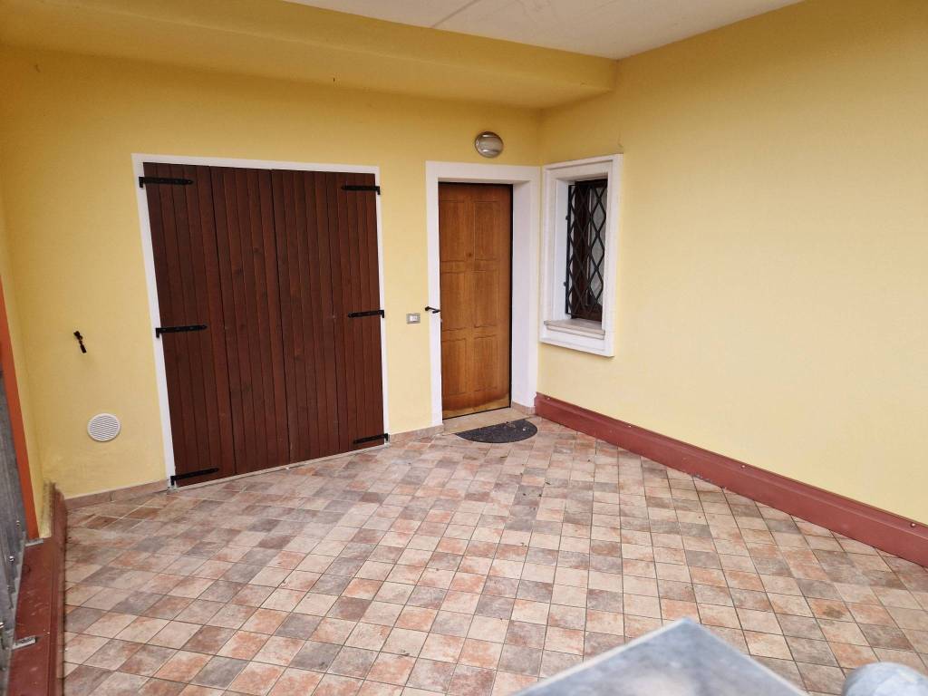 Appartamento a Montichiari in Via Senatore Mario Pedini, 37 - Foto 2
