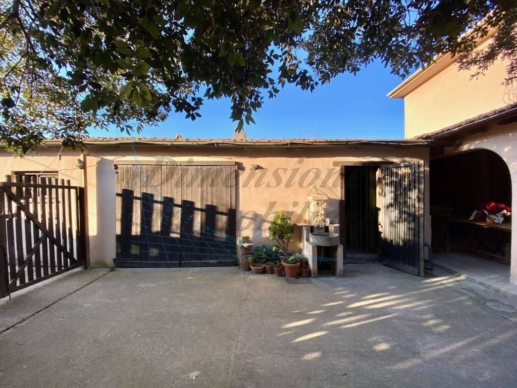 Villa a Rosignano marittimo in Strada Regionale 206 - Foto 2