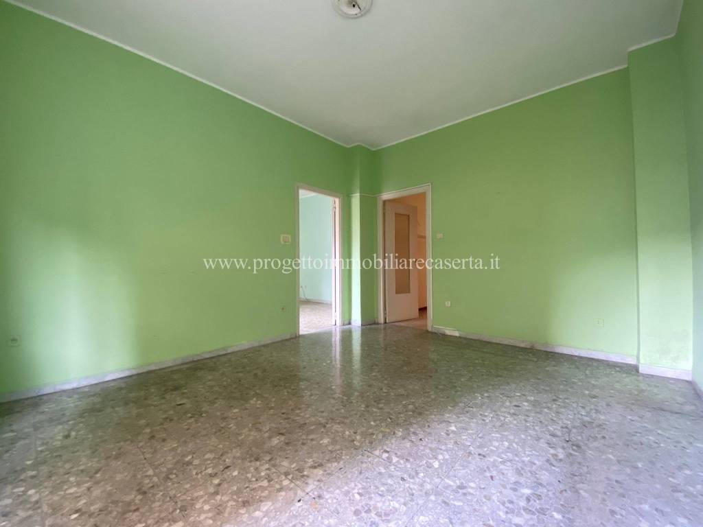 Appartamento a Caserta in Via Giulio Antonio Acquaviva - Foto 3