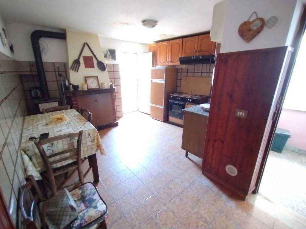 Appartamento a Tagliacozzo in Vicolo Bove - frazione Poggetello - Foto 4