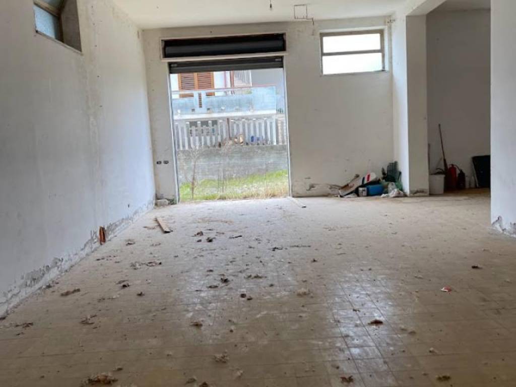 Immobile a Civitella del tronto in STRADA PROVINCIALE 8 - Foto 4