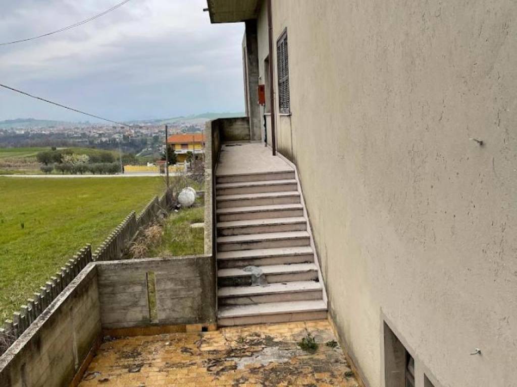 Immobile a Civitella del tronto in STRADA PROVINCIALE 8 - Foto 5