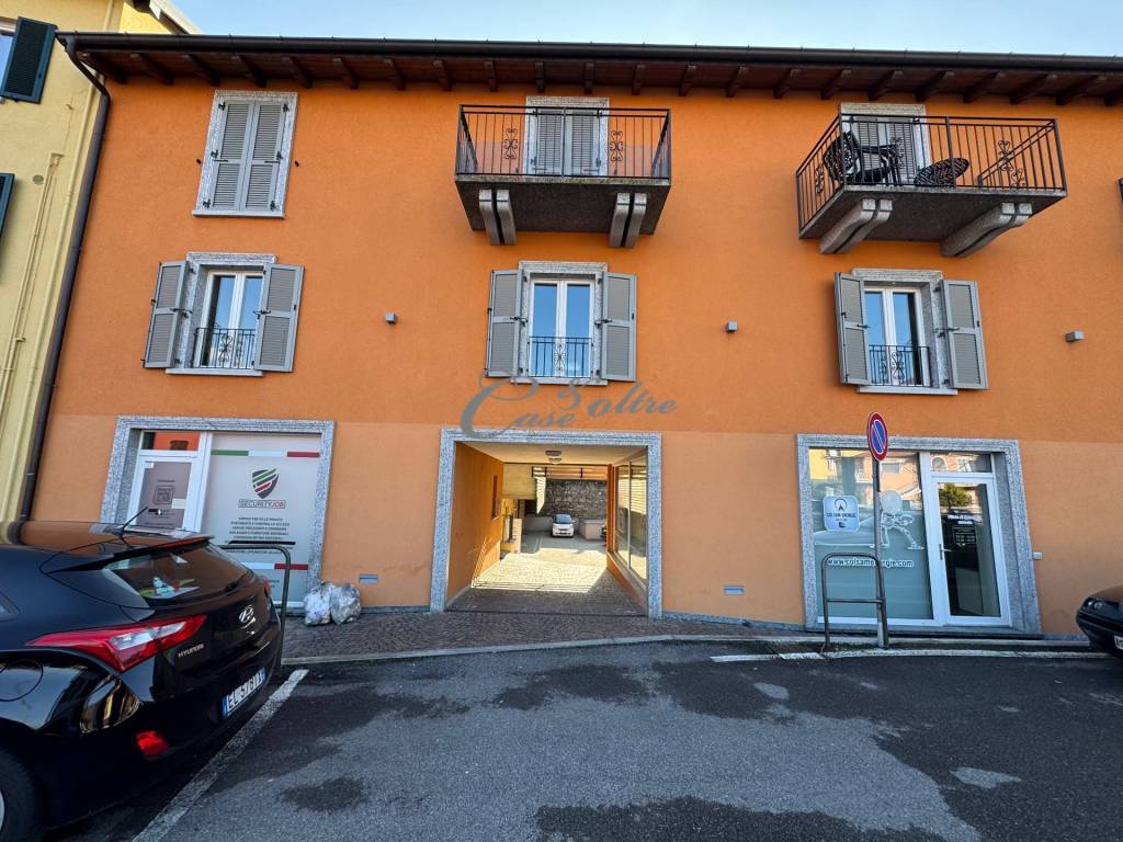Appartamento a Menaggio in Via Andrea Stoppani, 6 - Foto 4