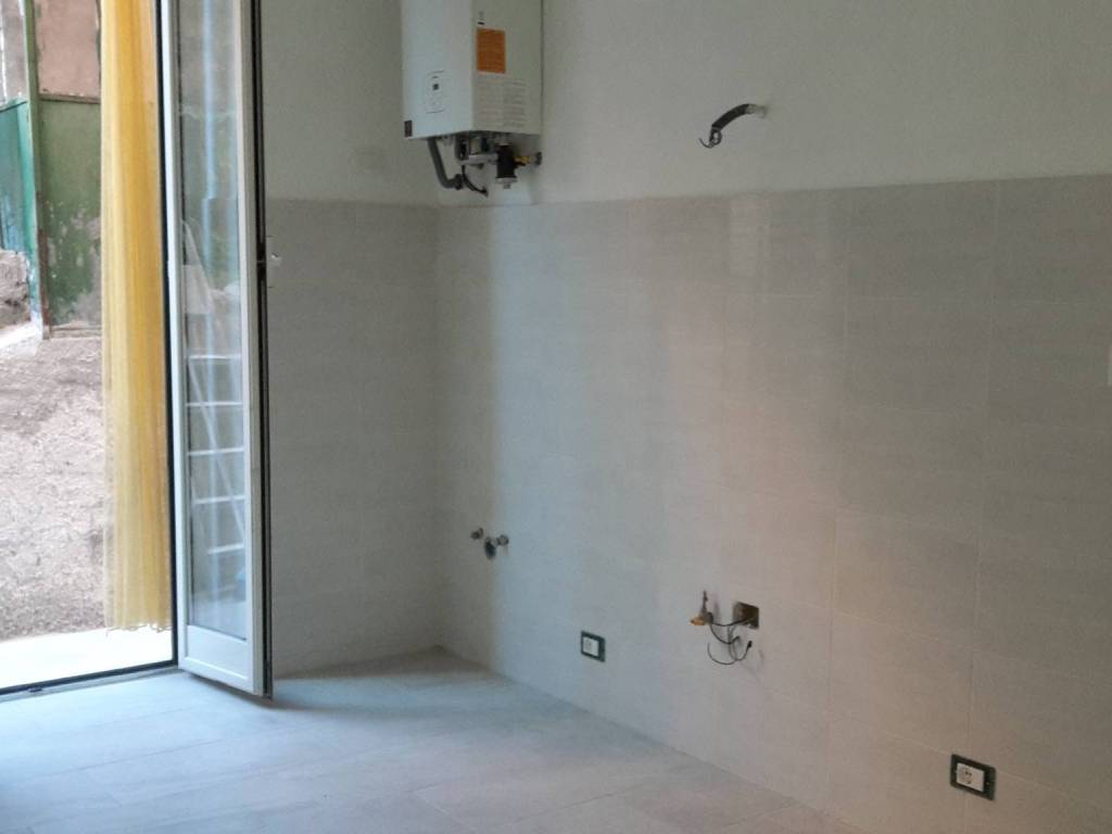 Appartamento a Genova in Via Luigi Achille Riva, 14 - Foto 3