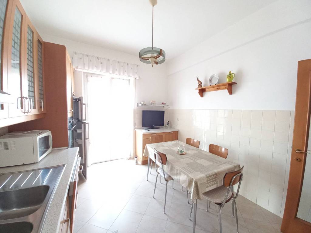 Appartamento a Genova in Via Lodovico Calda - Foto 2