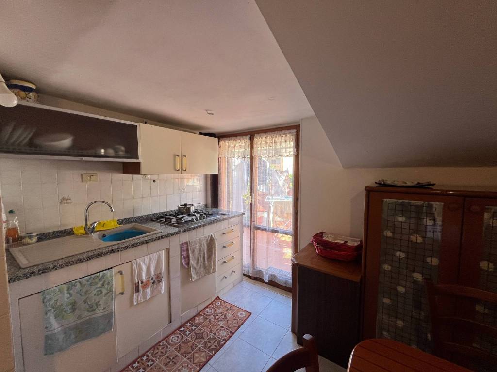 Attico / mansarda a Castelnuovo di porto in Via Fontanastasia - Foto 5