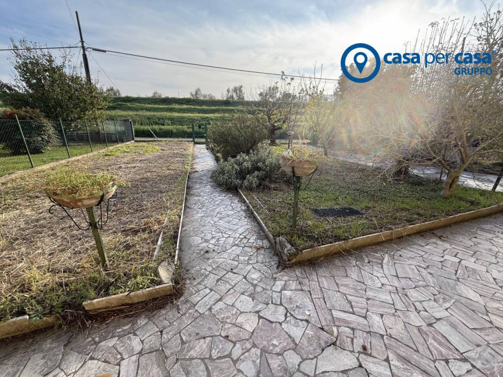 Casa indipendente a Papozze in Papozze, Via Caderuschi - Foto 3