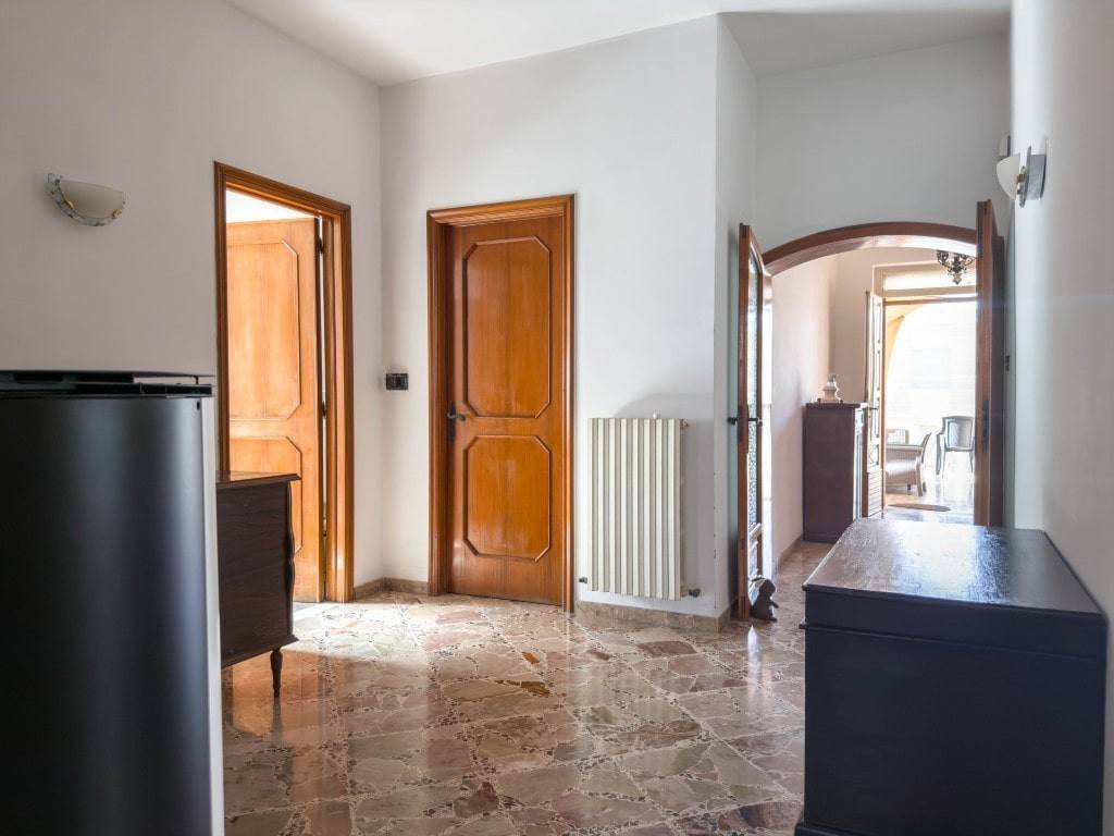Villa a Ugento in Via Bologna, 19 - Foto 3