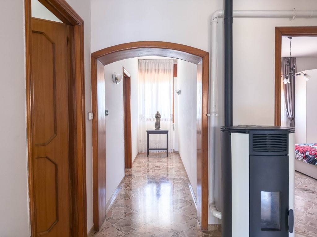 Villa a Ugento in Via Bologna, 19 - Foto 4