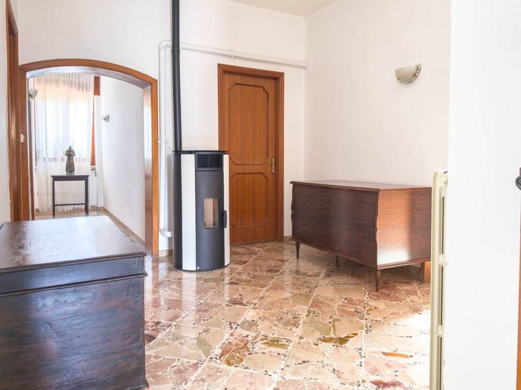 Villa a Ugento in Via Bologna, 19 - Foto 5