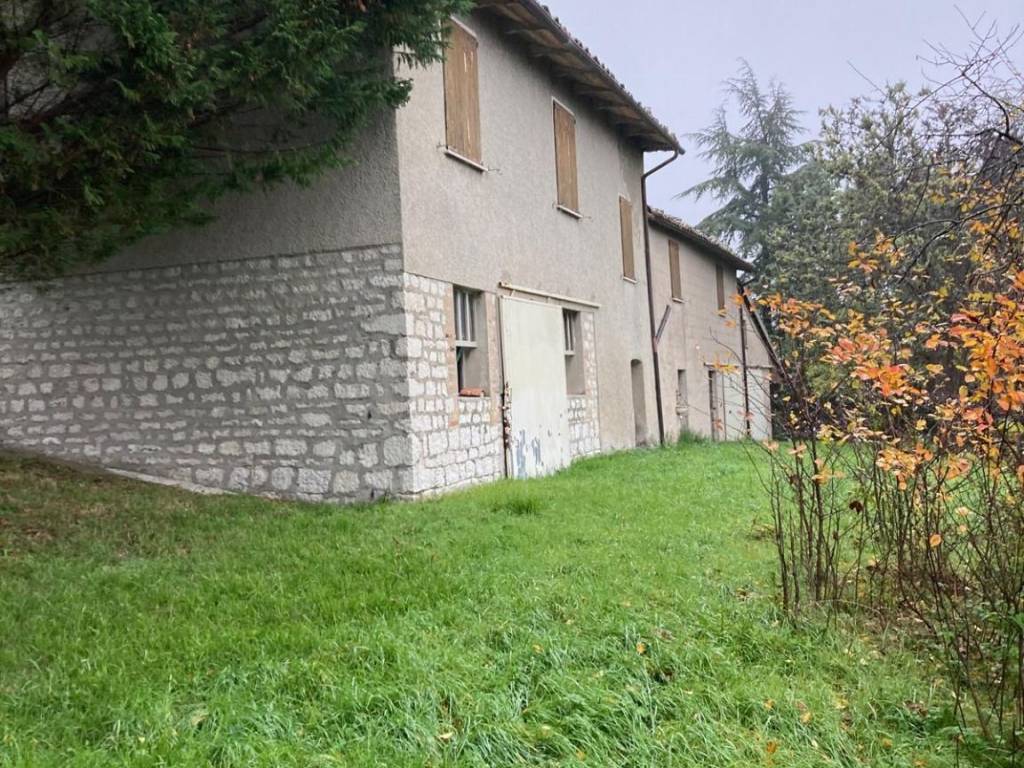 Villa a Cagli in Strada San Fiorano, 48 - Foto 4