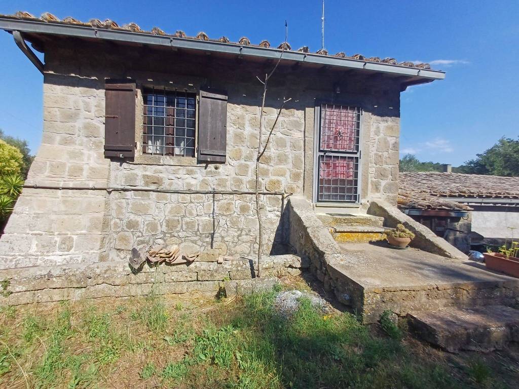 Villa a Viterbo in Strada Trinità - Foto 5