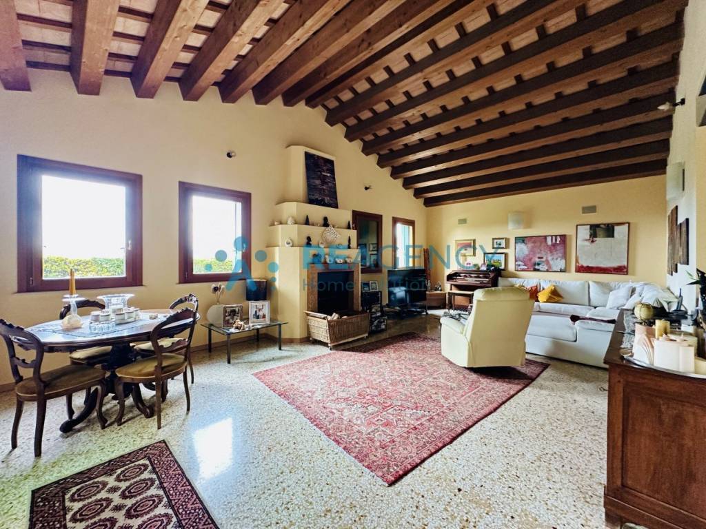 Casa indipendente a Brendola in Via Ugo Foscolo - Foto 3