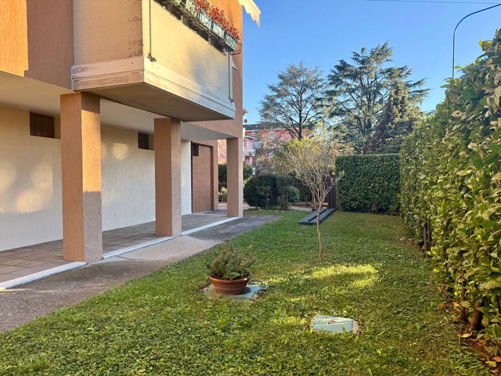 Appartamento a Brescia in Via Luigi Gadola - Foto 4