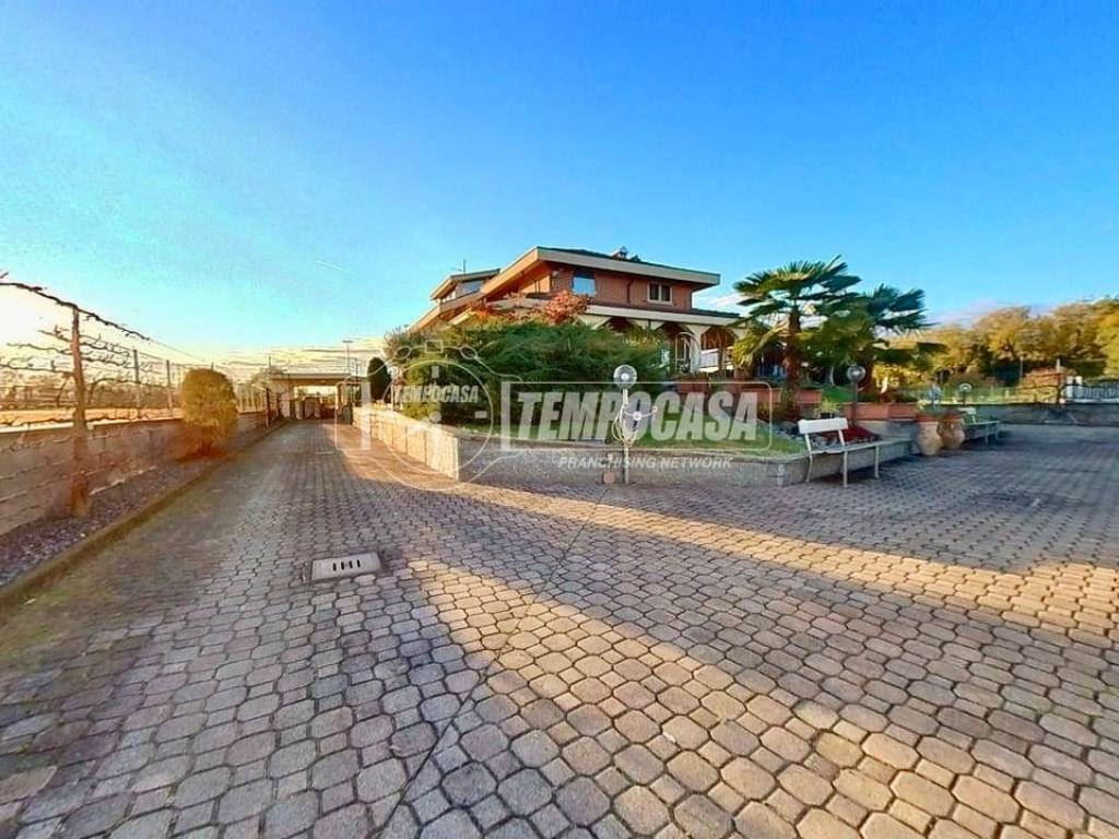 Villa a Leinì in Via Prato Nuovo 47 - Foto 3