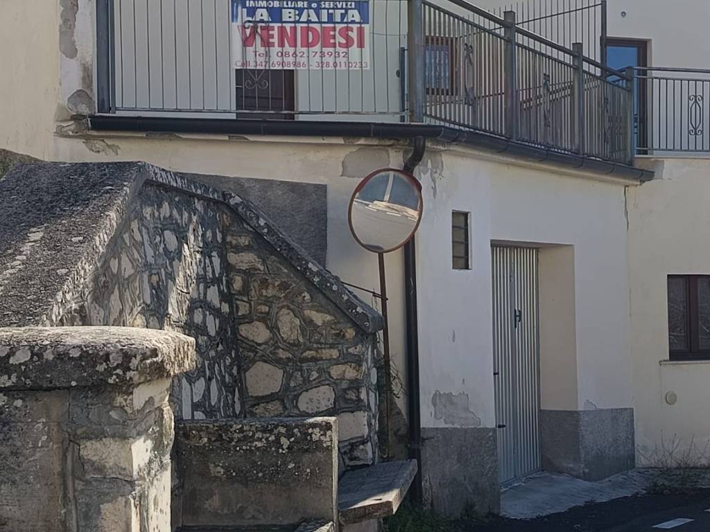Palazzo / stabile a Lucoli in Largo Bultrini - Foto 3